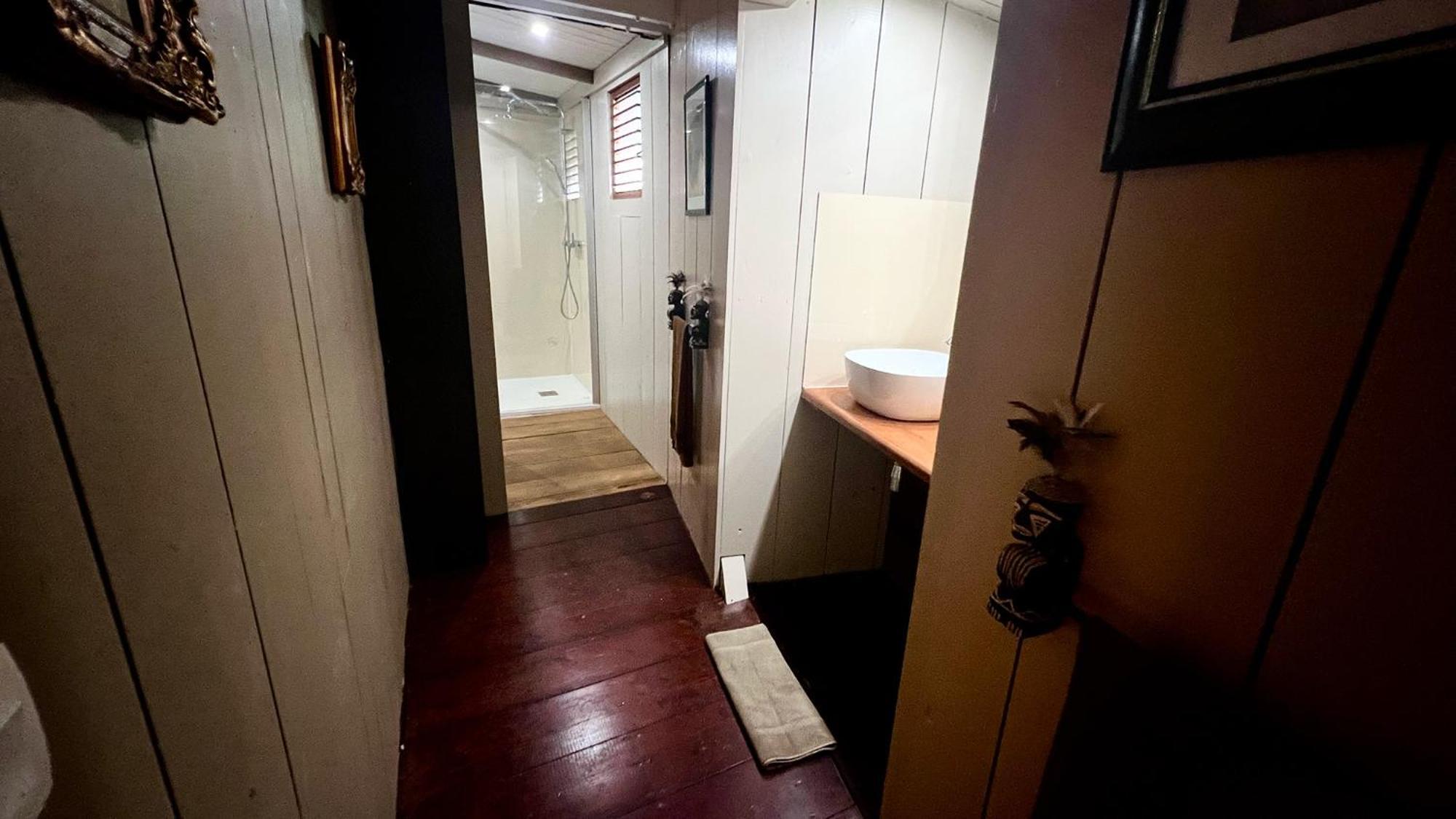 Chambre D'Hotes Le Sucrier ゴヤーヴ 部屋 写真