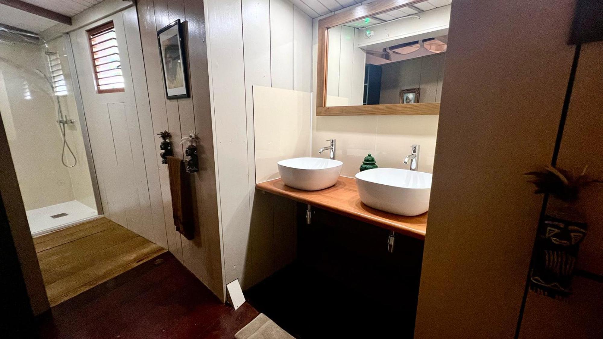 Chambre D'Hotes Le Sucrier ゴヤーヴ 部屋 写真